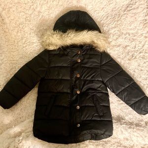 Black bubble jacket with faux fur trim hood